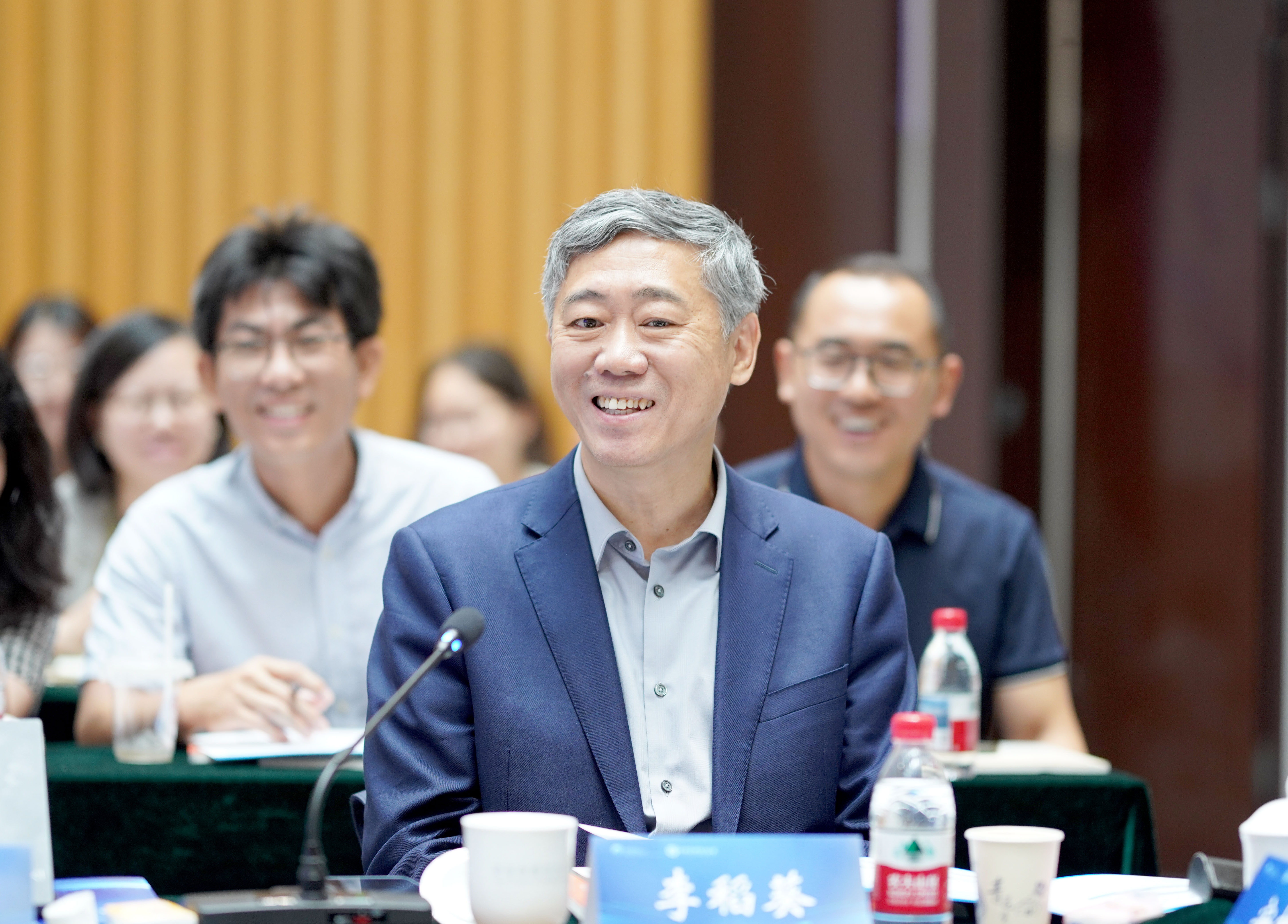 李稻葵.JPG